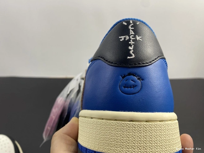 Jordan Fragment x 1 Retro DM7866-140 Scott Design Low Air x Travis 0804